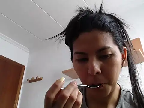 ZeforAitanna online show from 17, 2, 2026