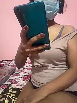 Snapshot of Hello_Priya16 chatting on 1, 3, 2026 Hello Priya16 online show from 1, 3, 2026