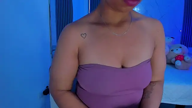 Shantall-blue online show from 3, 3, 2026