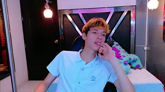 Snapshot of Liam_Green1 chatting on 9, 2, 2026 Liam Green1 online show from 9, 2, 2026