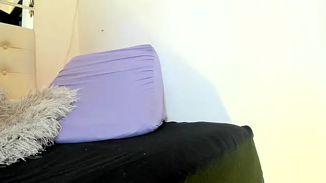 Snapshot of MiaEvans0 chatting on 12, 6, 2026 MiaEvans0 online show from 12, 6, 2026