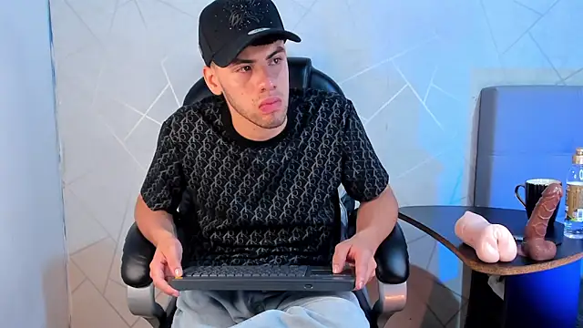 Milo Thompson online show from 30, 3, 2026