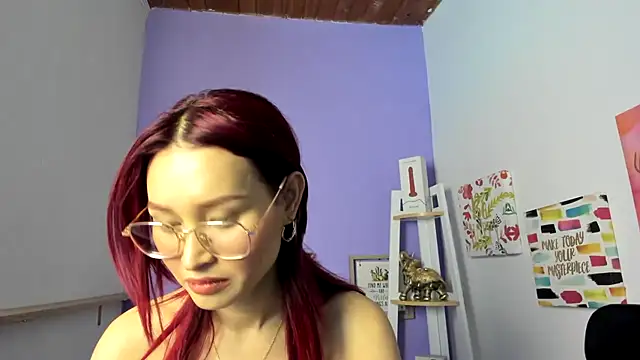 Snapshot of naomy_stanley chatting on 7, 7, 2026 naomy stanley online show from 7, 7, 2026