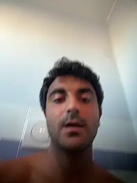 Snapshot of elia2711 chatting on 20, 5, 2026 elia2711 online show from 20, 5, 2026