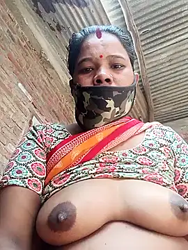 Snapshot of Kirti_sacsena chatting on 21, 2, 2026 Kirti sacsena online show from 21, 2, 2026