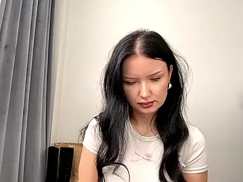 JoanGold online show from 3, 4, 2026