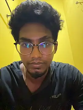 Snapshot of chennai_sexyboy chatting on 14, 3, 2026 chennai sexyboy online show from 14, 3, 2026