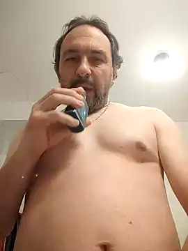 Snapshot of Luluberlu04 chatting on 9, 2, 2026 Luluberlu04 online show from 9, 2, 2026