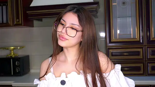 Snapshot of SulemaNeugin chatting on 2, 3, 2026 SulemaNeugin online show from 2, 3, 2026