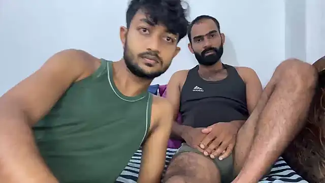 Snapshot of DesiDaddyandSon chatting on 7, 5, 2026 DesiDaddyandSon online show from 7, 5, 2026