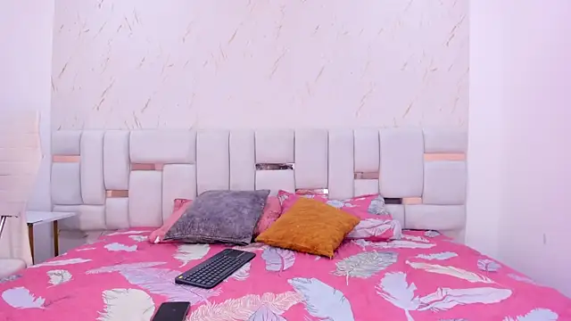 Snapshot of hermione_brown chatting on 20, 2, 2026 hermione brown online show from 20, 2, 2026