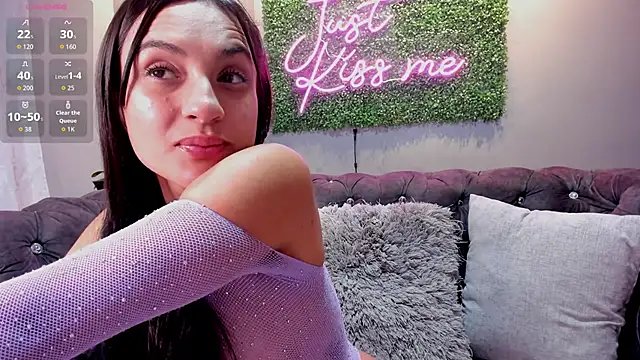 Snapshot of danielebeck chatting on 26, 2, 2026 danielebeck online show from 26, 2, 2026