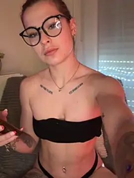 Alyssa-Schwarz online show from 15, 5, 2026