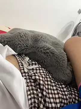 huyenzz online show from 23, 2, 2026