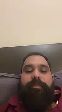 Snapshot of beerboy2222 chatting on 14, 4, 2026 beerboy2222 online show from 14, 4, 2026