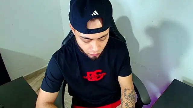 Snapshot of Xanderstone00 chatting on 3, 3, 2026 Xanderstone00 online show from 3, 3, 2026