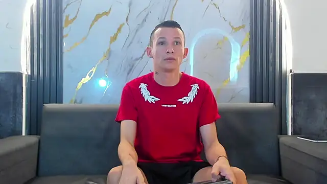 Isaak 26 online show from 13, 4, 2026