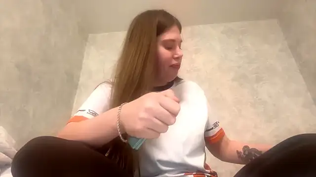 Snapshot of Lunexia_Kysstoria chatting on 10, 2, 2026 Lunexia Kysstoria online show from 10, 2, 2026