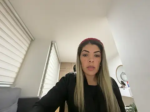 Snapshot of Encantadora_Eva chatting on 12, 2, 2026 Encantadora Eva online show from 12, 2, 2026