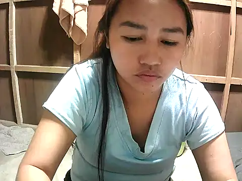 Cloudette 17 online show from 20, 2, 2026