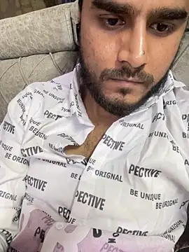 hassuniii online show from 16, 4, 2026