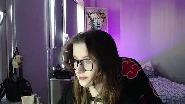 LunaXcherry online show from 20, 4, 2026