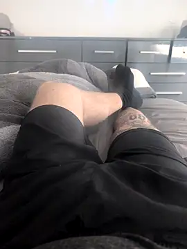 Snapshot of dave32000 chatting on 21, 2, 2026 dave32000 online show from 21, 2, 2026