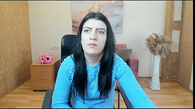 Snapshot of Erin_Morales chatting on 2, 3, 2026 Erin Morales online show from 2, 3, 2026