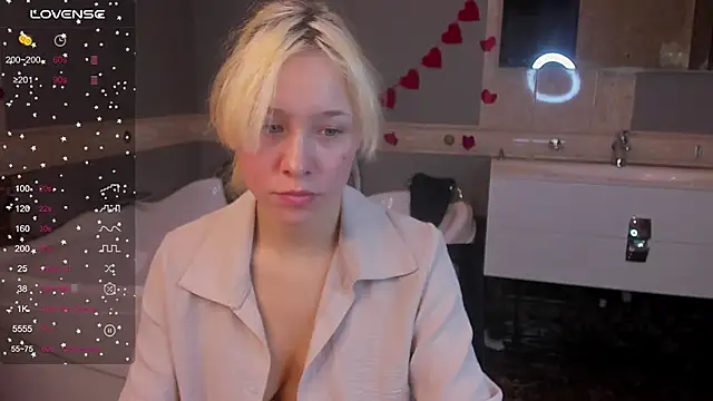 EmilyTrase online show from 6, 3, 2026