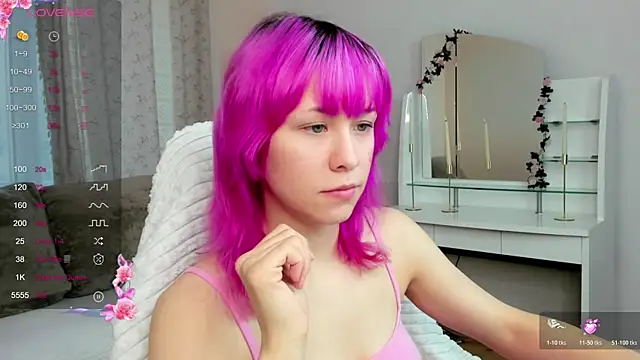 EmilyTrase online show from 19, 5, 2026