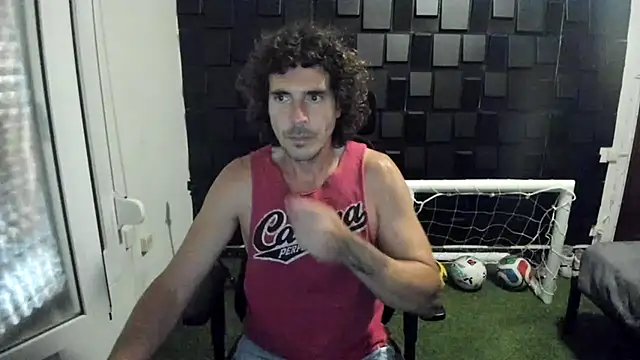 Snapshot of joaquin420_hot chatting on 21, 6, 2026 joaquin420 hot online show from 21, 6, 2026