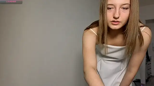 AvelinaSchepp online show from 7, 3, 2026