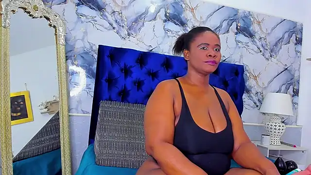 Snapshot of EBONY_SWEEET_ chatting on 4, 6, 2026 EBONY SWEEET online show from 4, 6, 2026