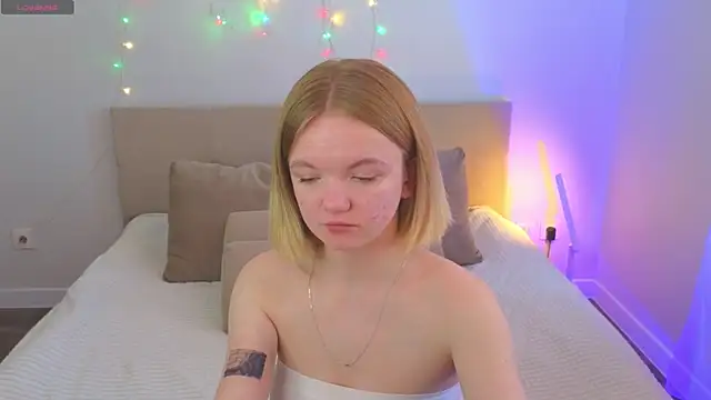 StellaBunny online show from 24, 3, 2026