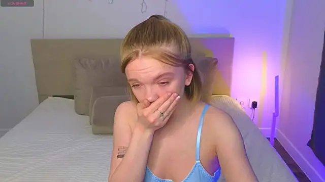 StellaBunny online show from 6, 4, 2026