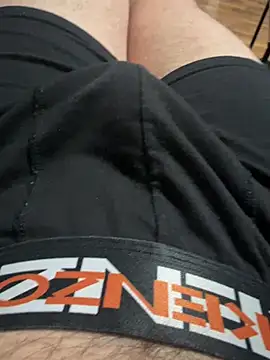 Snapshot of geilboy12 chatting on 11, 2, 2026 geilboy12 online show from 11, 2, 2026