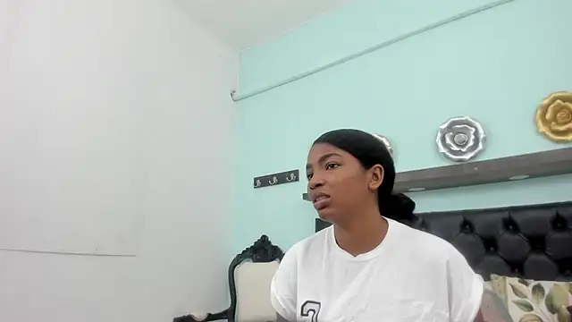 Snapshot of Sexy_ebony_1 chatting on 1, 3, 2026 Sexy ebony 1 online show from 1, 3, 2026