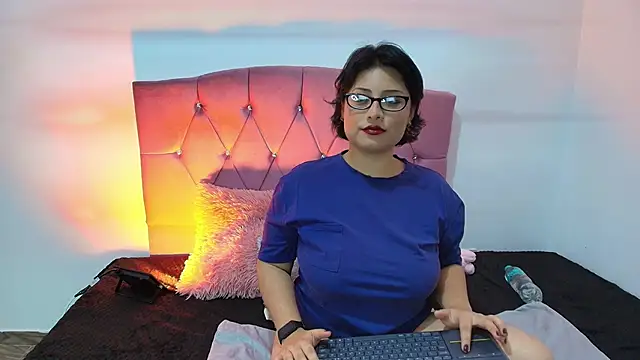 Snapshot of Angelic_17 chatting on 17, 2, 2026 Angelic 17 online show from 17, 2, 2026