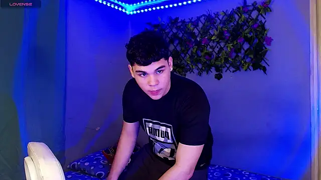 eithan jonnes online show from 30, 3, 2026