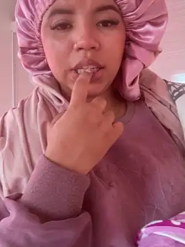 Lucy strong1 online show from 10, 2, 2026