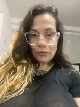 MissTamis online show from 10, 2, 2026