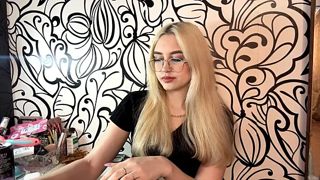 Snapshot of Kat_Catherine chatting on 1, 3, 2026 Kat Catherine online show from 1, 3, 2026