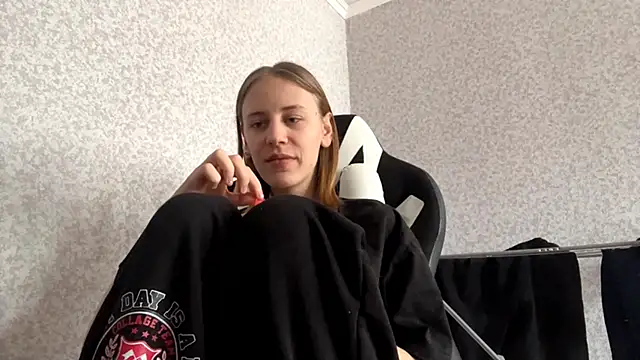 Snapshot of Sweety_Burger chatting on 25, 2, 2026 Sweety Burger online show from 25, 2, 2026