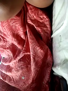 Hot-mohine online show from 30, 4, 2026