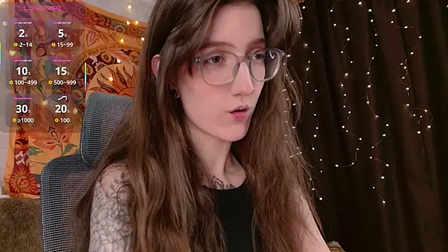 Snapshot of lolami_ chatting on 1, 3, 2026 lolami online show from 1, 3, 2026