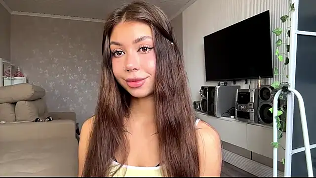 You Club Winx online show from 10, 4, 2026