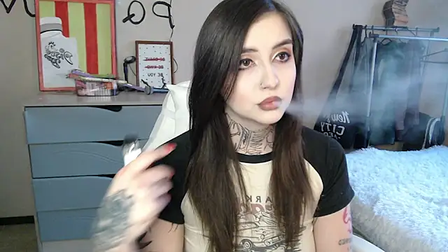 Snapshot of Rin_Tozier chatting on 24, 4, 2026 Rin Tozier online show from 24, 4, 2026