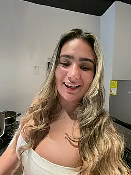 Snapshot of Miilana_ chatting on 4, 8, 2026 Miilana online show from 4, 8, 2026