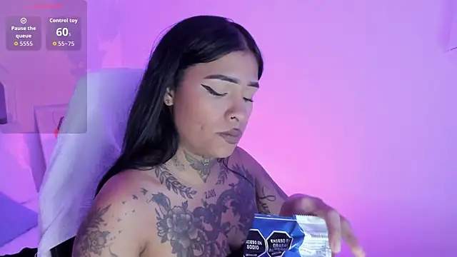 Snapshot of Aisha_Haddad chatting on 17, 2, 2026 Aisha Haddad online show from 17, 2, 2026