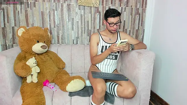 Snapshot of Miissy_ chatting on 4, 5, 2026 Miissy online show from 4, 5, 2026